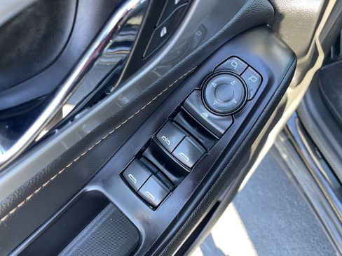 Used 2020 Chevrolet Traverse LT w/ Driver Confidence II Package image 20