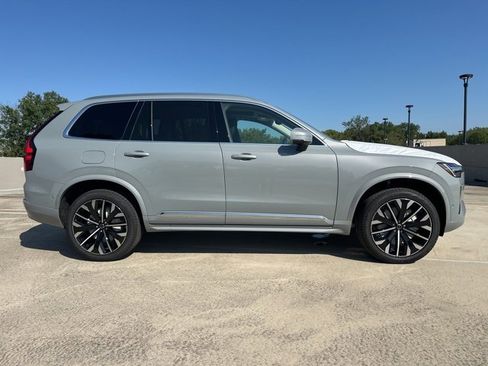 New 2026 Volvo XC90 B6 Plus w/ Protection Package Premier image 8