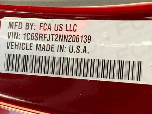 Certified 2022 RAM 1500 Laramie image 32