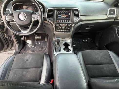 Used 2018 Jeep Grand Cherokee Altitude image 26