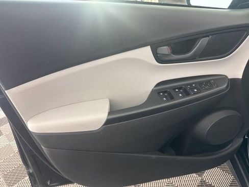 Used 2023 Hyundai Kona SEL image 19