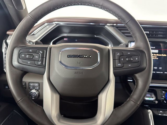 Used 2025 GMC Sierra 1500 Denali w/ Technology Package AWD/4WD image 19