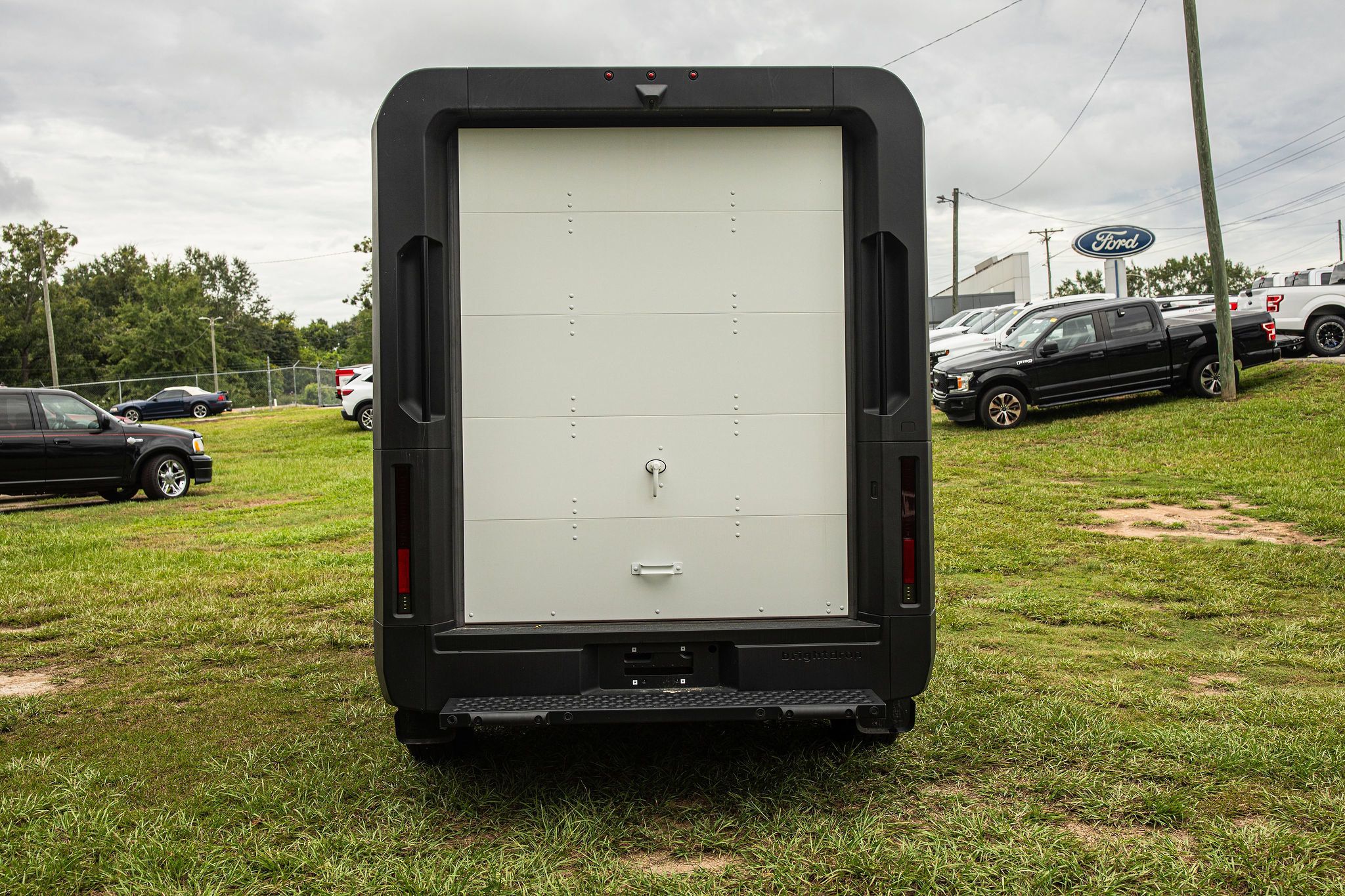 Used 2024 Chevrolet Brightdrop 400 w/ Commercial Equipment Package AWD/4WD image 7