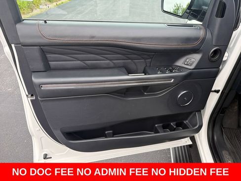 Used 2024 Ford Expedition Max Platinum AWD/4WD image 12