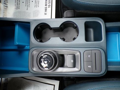 New 2025 Ford Maverick XLT w/ XLT Luxury Package image 27