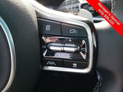 Used 2025 Kia Sorento SX Prestige AWD/4WD image 12