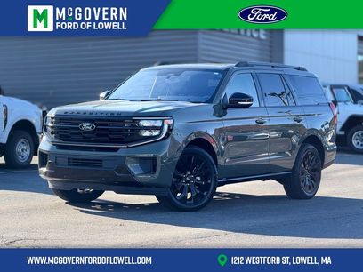 New 2025 Ford Expedition Platinum w/ Stealth Appearance Package