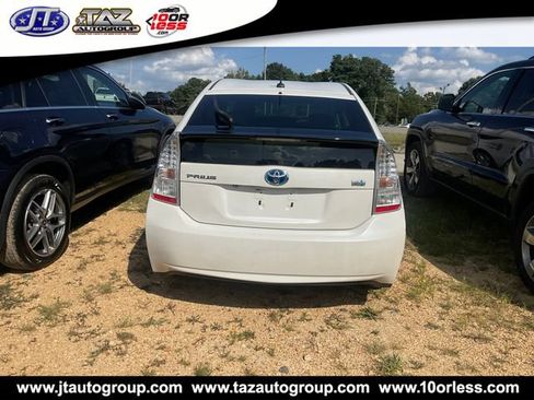 Used 2010 Toyota Prius FWD image 2