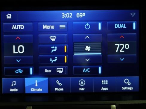 Used 2021 Ford Mustang Shelby GT500 w/ Technology Package image 77