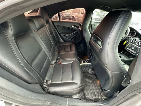 Used 2018 Mercedes-Benz CLA 250 image 14