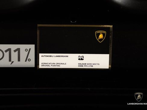 Used 2018 Lamborghini Huracan LP 580-2 image 6