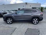 Used 2022 Jeep Cherokee Limited w/ Mopar Interior Package image 4
