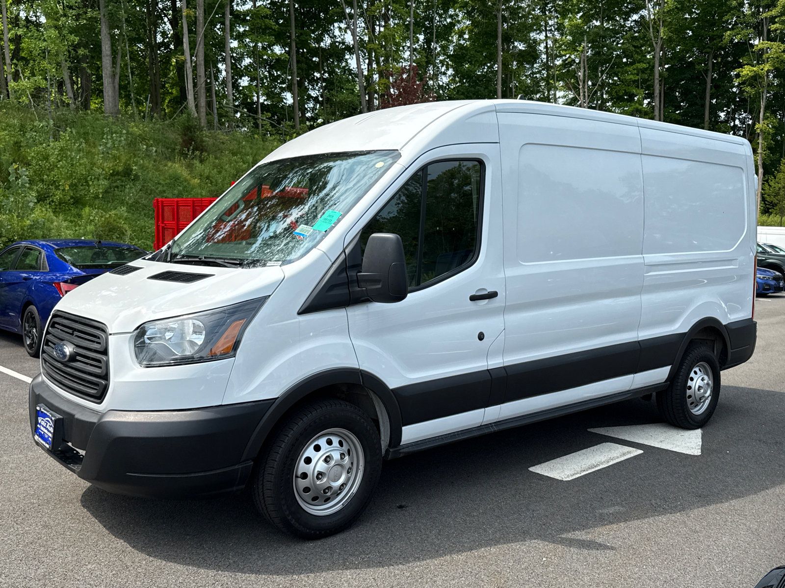 Used 2023 Ford Transit 250 Medium Roof AWD image 3