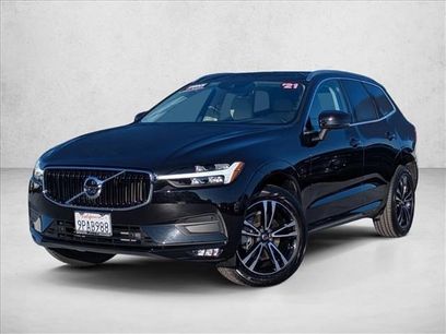 Used 2021 Volvo XC60 T5 Momentum w/ Advanced Package