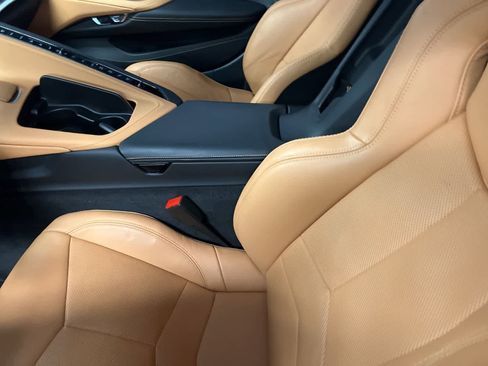 Used 2023 Chevrolet Corvette Stingray Preferred Cpe w/ Z51 Performance Package image 23