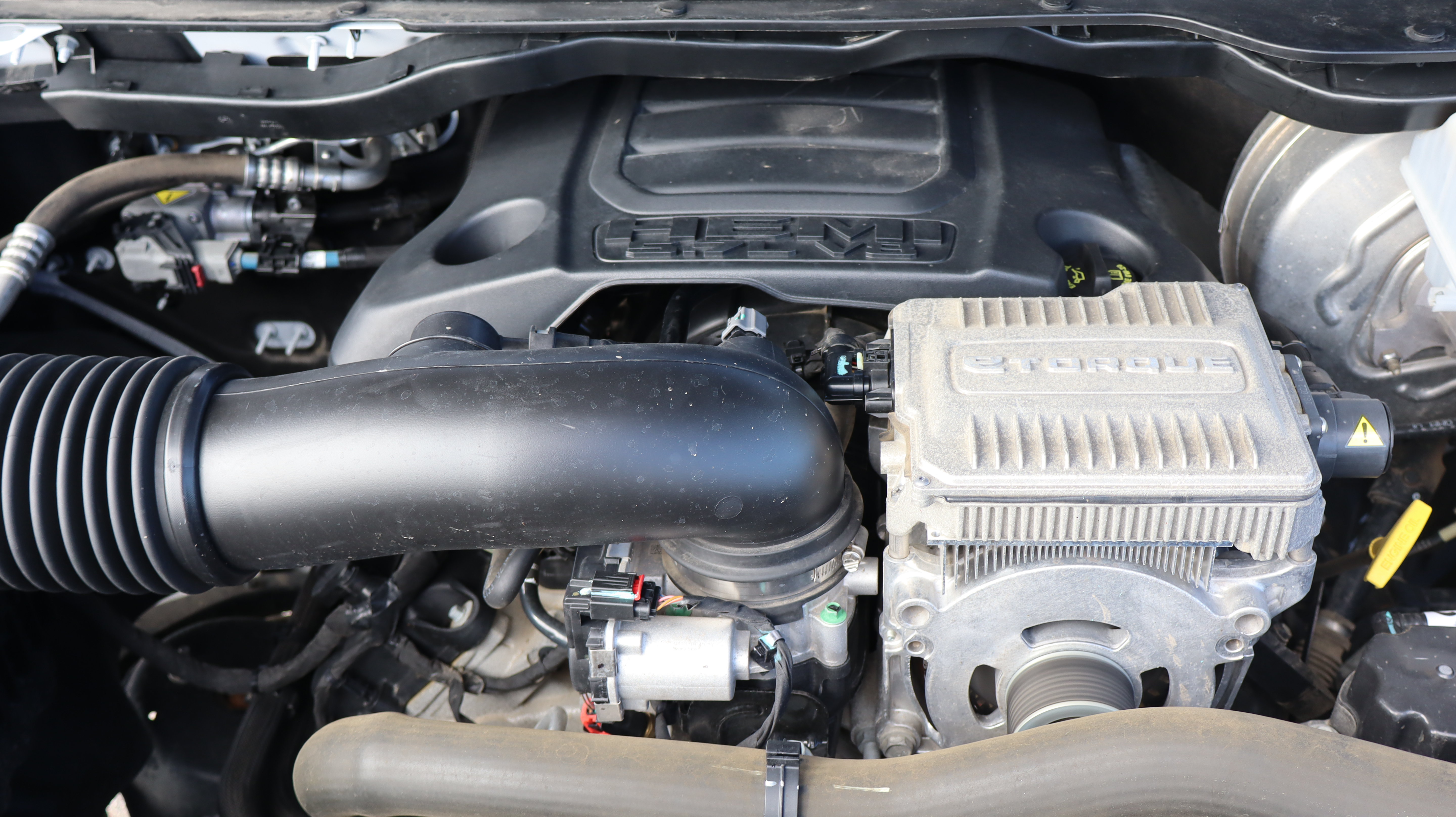 Used 2023 RAM 1500 Laramie AWD/4WD image 15