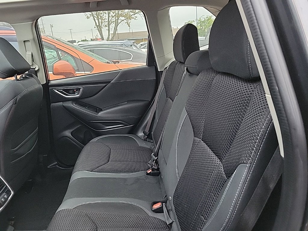 Used 2019 Subaru Forester Premium AWD/4WD image 14