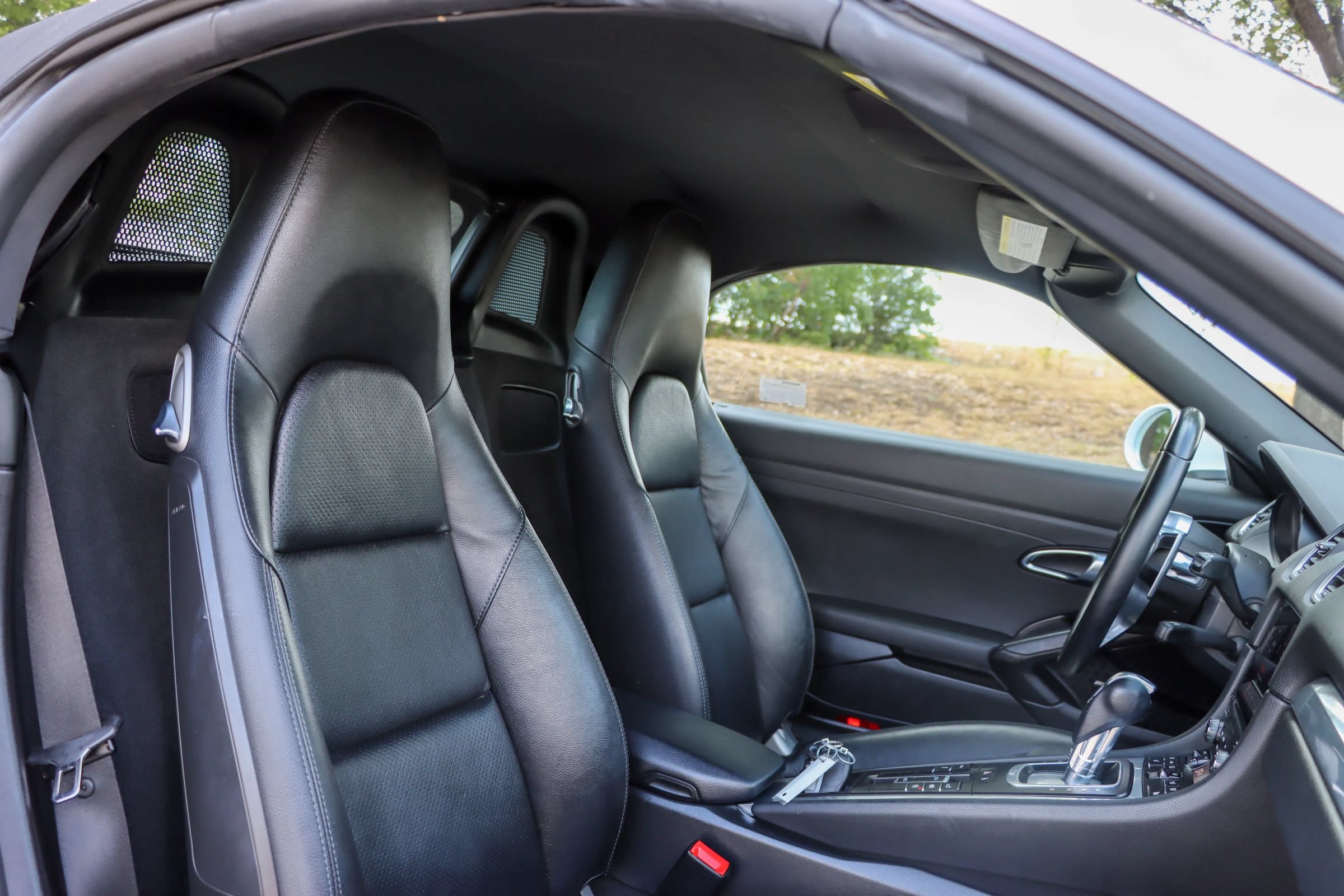 Used 2019 Porsche 718 Boxster RWD image 22