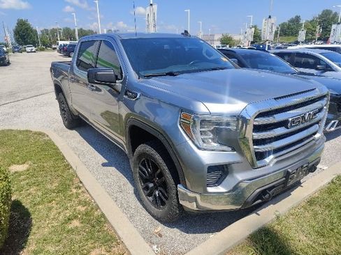 Used 2019 GMC Sierra 1500 SLE w/ SLE Value Package AWD/4WD image 12
