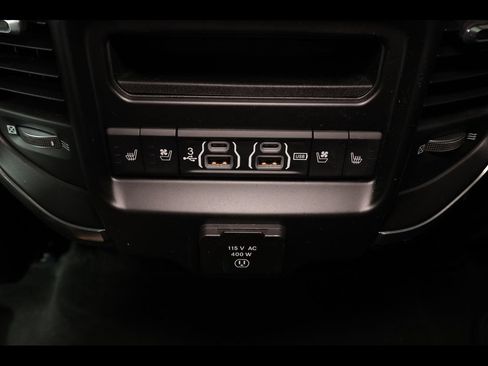 Used 2020 RAM 1500 Limited AWD/4WD image 32