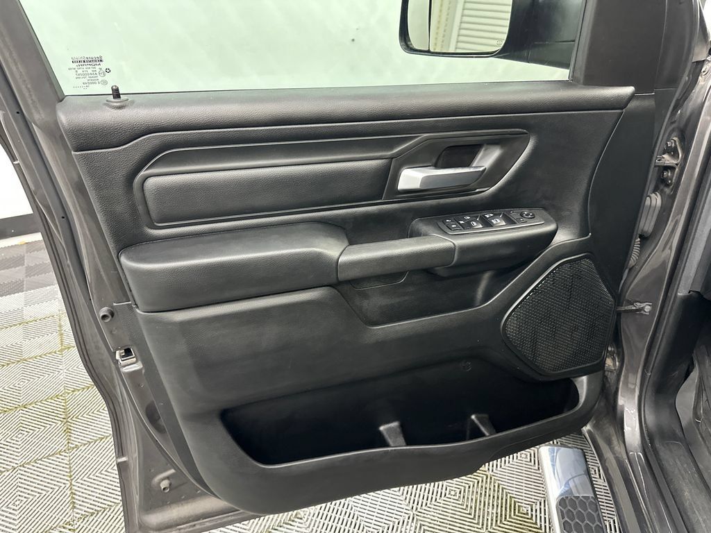 Used 2020 RAM 1500 Tradesman AWD/4WD image 10
