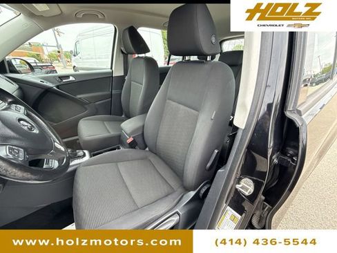 Used 2013 Volkswagen Tiguan S AWD/4WD image 17