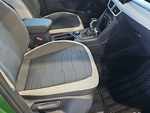 New 2026 Volkswagen Taos SE AWD/4WD image 13