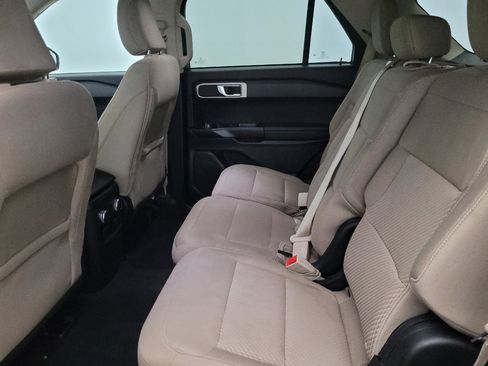 Used 2021 Ford Explorer 4WD image 18