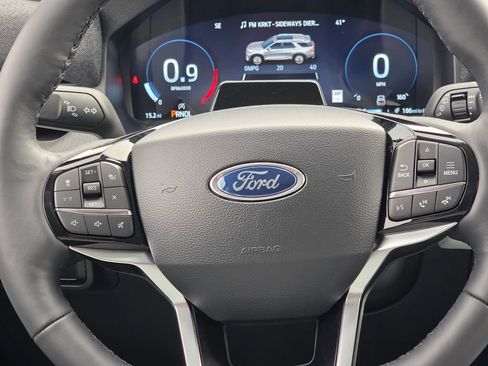 New 2026 Ford Explorer Platinum w/ LUX Leather Package image 18