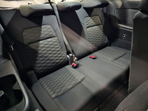 Used 2023 Nissan Pathfinder S FWD image 33