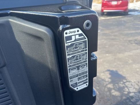 New 2025 Jeep Wrangler Sahara image 38