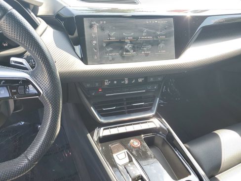 Used 2024 Audi e-tron GT Premium Plus AWD/4WD image 24