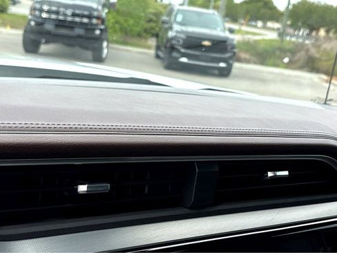 Used 2023 GMC Sierra 1500 Denali w/ Denali Reserve Package AWD/4WD image 9