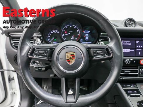 Used 2023 Porsche Macan T w/ Premium Package Plus image 12