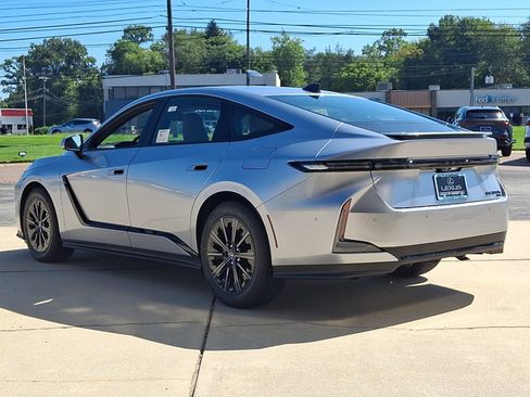 New 2026 Lexus ES 350h AWD image 3