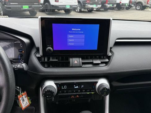 Certified 2025 Toyota RAV4 LE AWD/4WD image 21