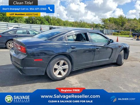 Used 2012 Dodge Charger SE RWD image 4