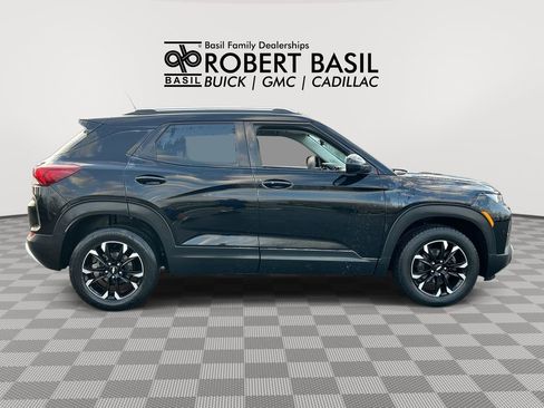 Used 2021 Chevrolet TrailBlazer LT w/ Convenience Package image 9