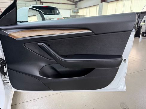 Used 2021 Tesla Model 3 Long Range AWD/4WD image 16