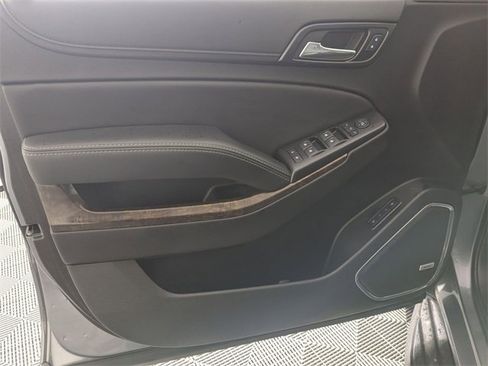 Used 2020 Chevrolet Tahoe LT image 9