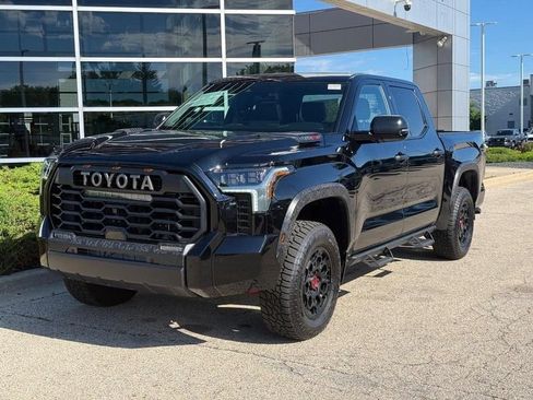 Used 2025 Toyota Tundra TRD Pro AWD/4WD image 7