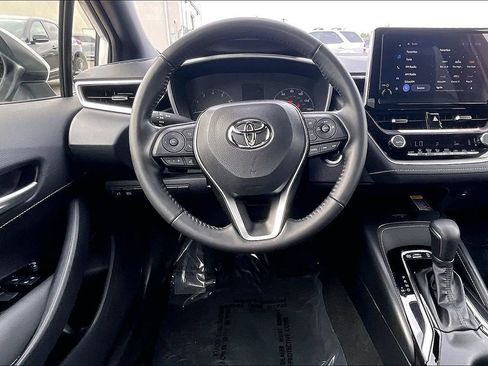 Used 2024 Toyota Corolla SE w/ SE Package FWD image 8