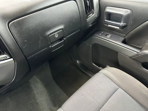 Used 2018 Chevrolet Silverado 1500 LT AWD/4WD image 22