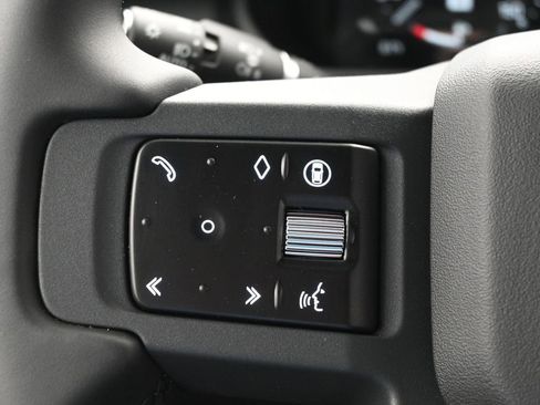 New 2026 Land Rover Defender 110 S AWD/4WD image 18