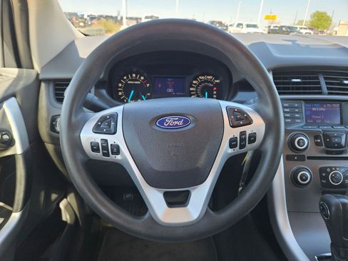 Used 2013 Ford Edge SE image 20