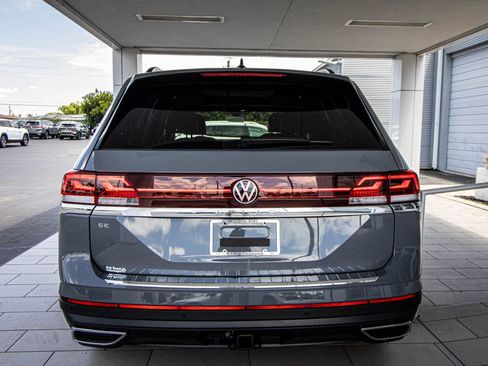 New 2026 Volkswagen Atlas SE FWD image 18