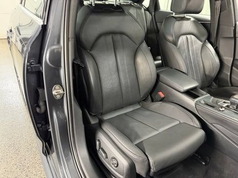 Used 2018 Audi A4 2.0T Prestige w/ Prestige Package AWD/4WD image 27