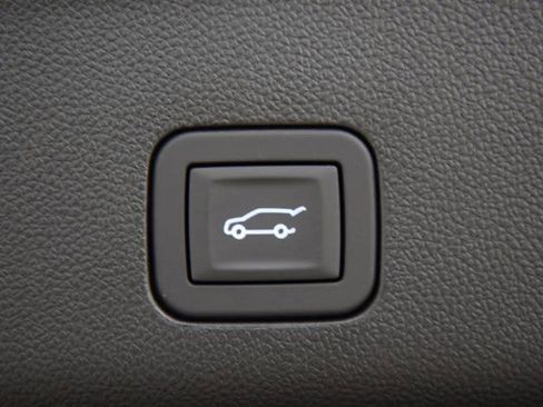 New 2026 Chevrolet Suburban Premier w/ Sun And Tow Package image 26