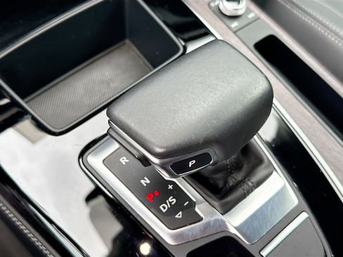 Used 2021 Audi Q5 Premium Plus w/ Premium Plus Package image 28