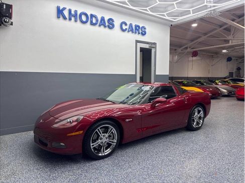 Used 2008 Chevrolet Corvette Coupe w/ Preferred Equipment Group image 2